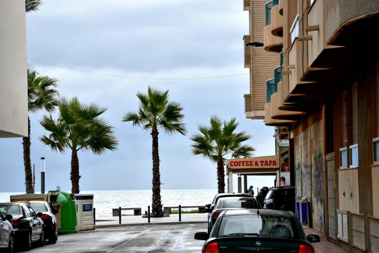 Estudio Gato del mar Torrevieja Esterno foto